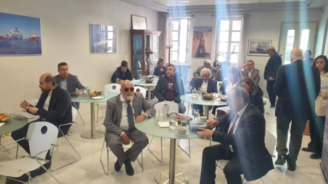 Συνάντηση στα γραφεία της Ένωσης στις 28/4/2023 με βουλευτές Α΄, Β΄ ΠΕΙΡΑΙΑ